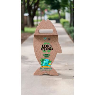 Coletora em formato de peixe